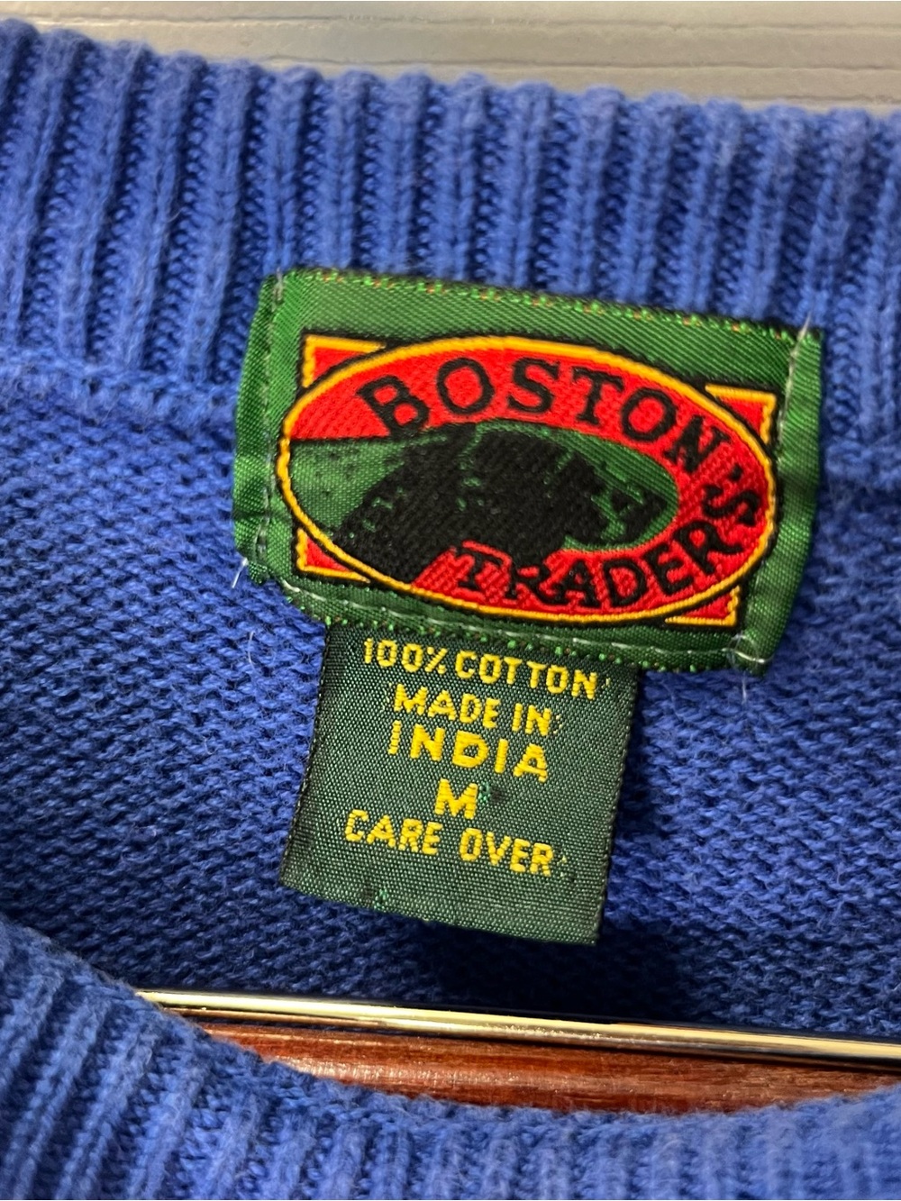 Boston Traders VTG Men Blue Crewneck Sweater with Embroidered Crest Size Medium - Picture 2 of 13